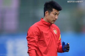 亚博里程碑夜！浙江队更衣室发声，中超冲刺阶段刷纪录，压力陡增，年轻球员得到机会的简单介绍