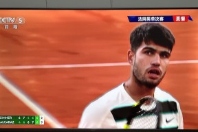 yabo阿扎伦卡爆冷击败法国队，回归赛场引爆全场！(末路狂杀完整版)